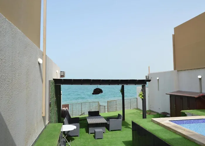 Wave Resort